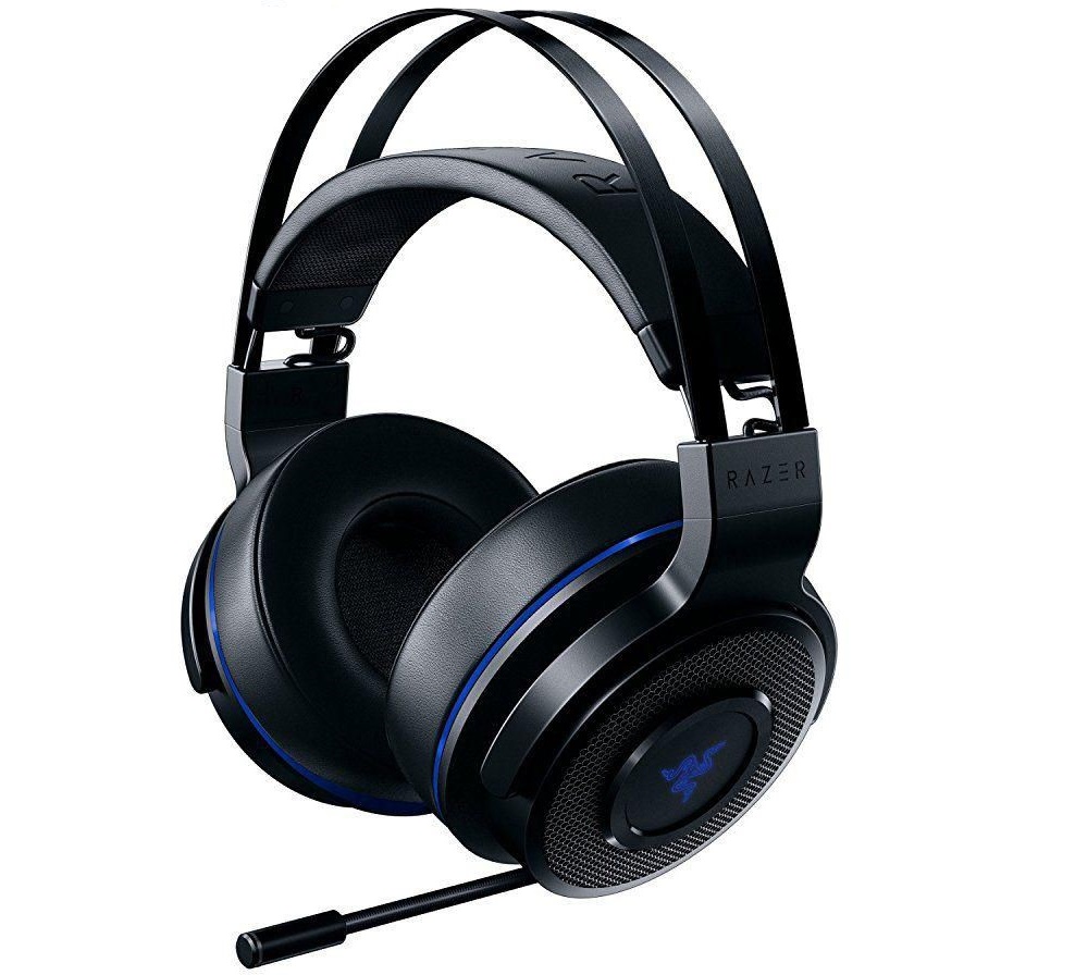 Razer Headset Thresher 7.1 for PS4,2.4 GHz True Wireless Audio,Up to 16 hrs On a Single Charge, Retractable Boom Mic Stows Completely In Ear Cup, RAZ-02230100